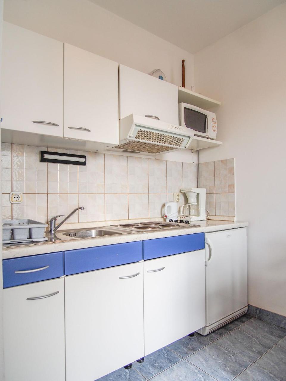 Apartment Dirk Hvar Town