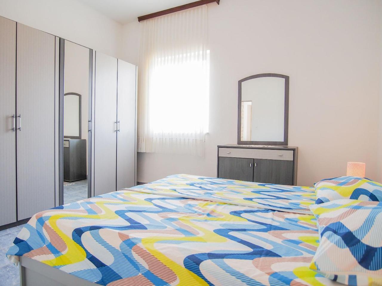 Apartment Dirk