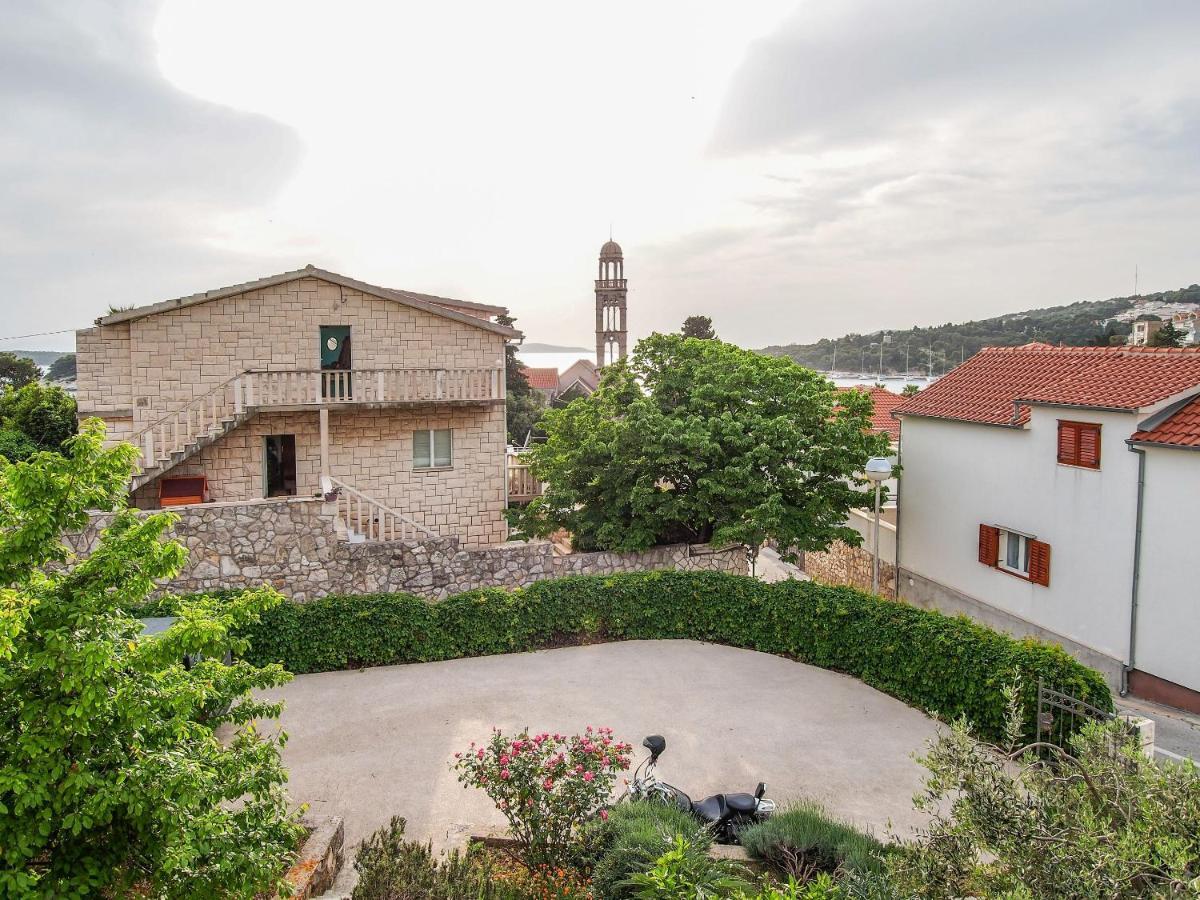 Dirk Apartment Hvar Town